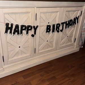 Drippy Happy Birthday banner 👻